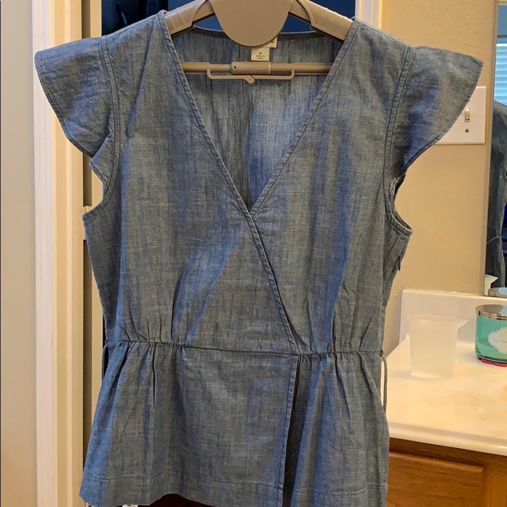 JCREW - Light blue thin top